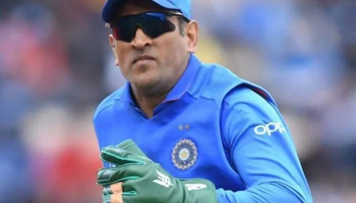 ICC has rejected BCCI's Request to Allow MS Dhoni to Wear Wicket-Keeping Gloves With the Dagger Insignia