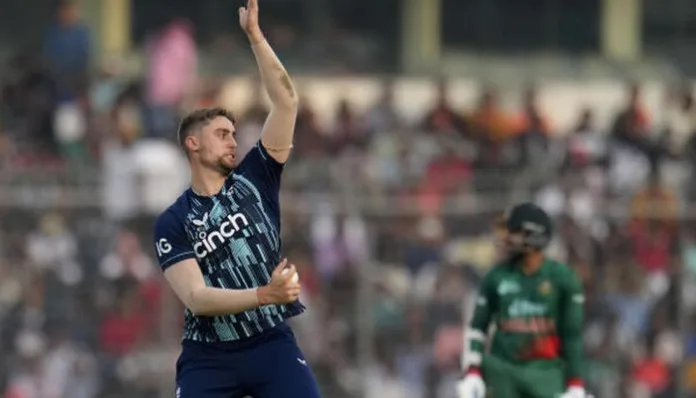 Star New Zealand all rounder replaces Will Jacks for RCB