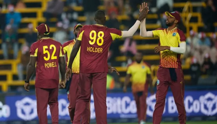 West Indies defeat South Africa in the third T20 to clinch the series 2-1