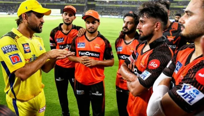 IPL 2023: Watch SRH youngsters get engrossed talking to MS Dhoni
