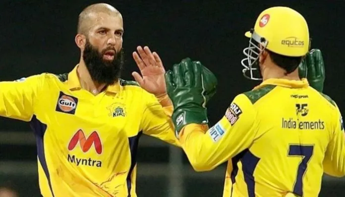 Moeen Ali claims Dhoni has a lot of Cricket left in him; ends up comparing him with Morgan