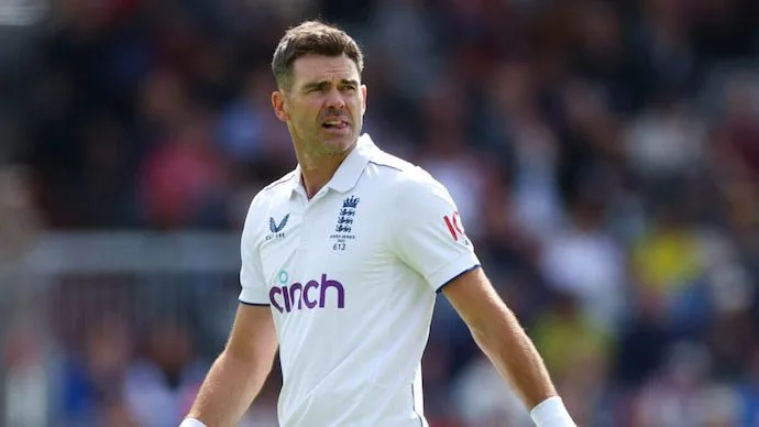 Cricket Legend Ian Bell Supports James Anderson's Key Role in England's India Tour