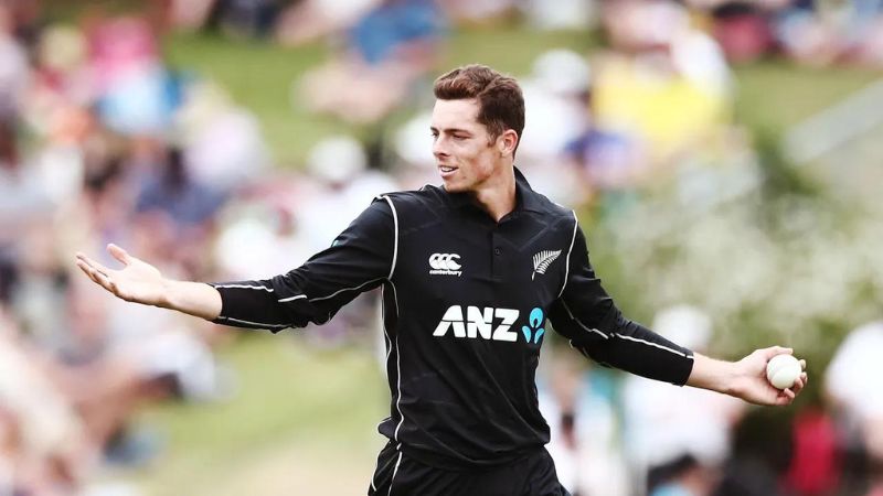 Mitchell Santner Shines with Maiden World Cup 5-Wicket Haul