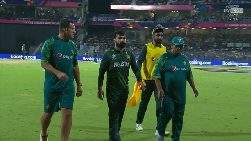 Injury Scare for Pakistan: Shadab Khan's Fielding Mishap Casts Shadow Over World Cup Campaign