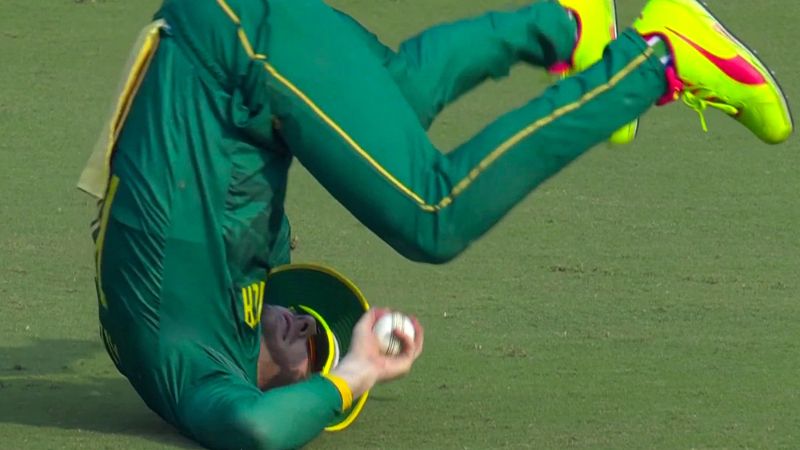 David Miller's Juggling Catch Puts South Africa in Commanding Position: Watch