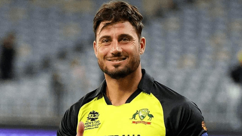 Marcus Stoinis Bursts into Hysterical Laughter after Jaiswal Runout | India vs. Australia T20.