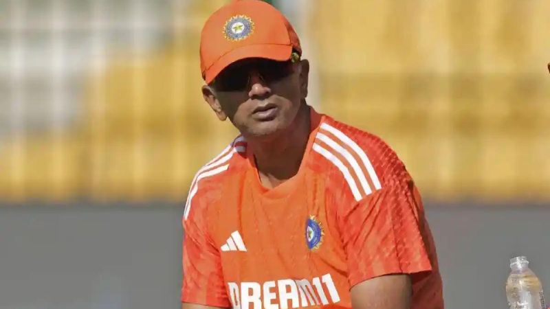 Rahul Dravid's Focus: Minimizing Damage in Tough Sessions for South Africa Test Series
