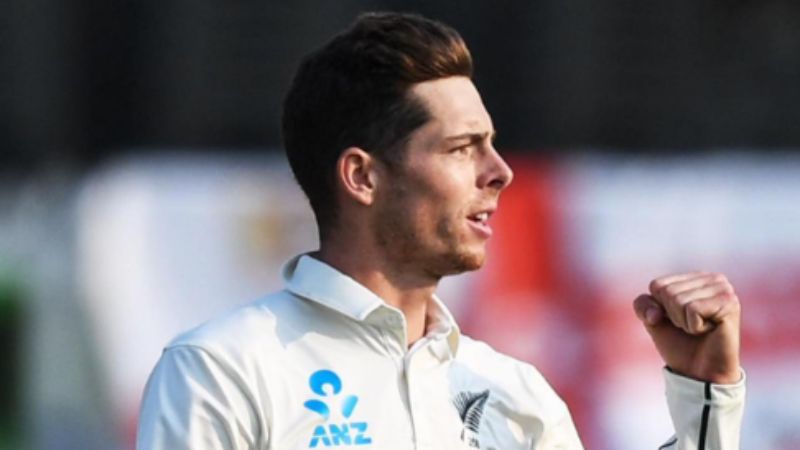 Blow for New Zealand: Mitchell Santner Forced to Sit Out First T20I Against Pakistan Due to COVID-19