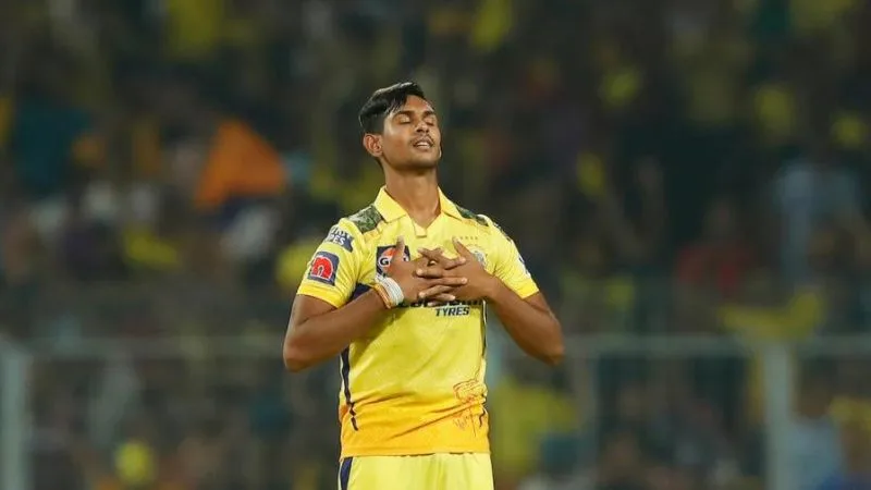 Did Pathirana gesture towards Dhoni’s feet before bowling in IPL 2024 CSK vs GT?