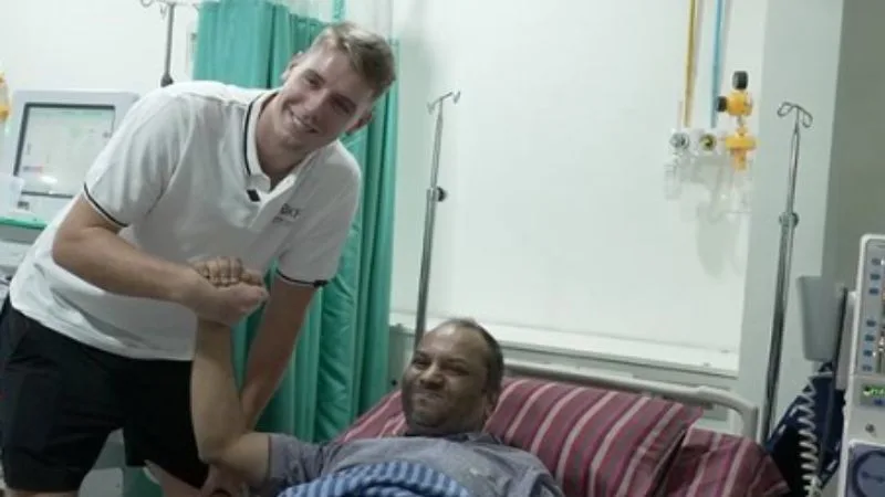 Witness Cameron Green's compassionate visit to Bengaluru's kidney patients. Explore its positive impact, raising awareness and fostering empathy for those battling kidney disease.