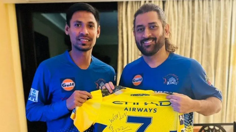 Farewell Gift: Mustafizur's Exit from IPL with Dhoni's Gesture
